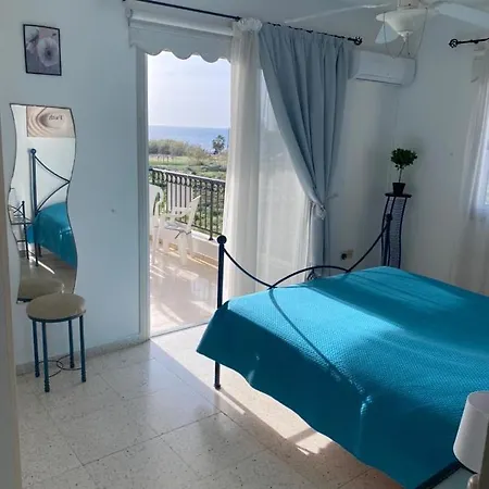 Sea View *